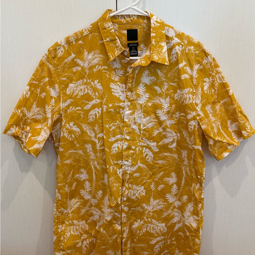 Men's H&M Yellow Floral Shirt - Medium